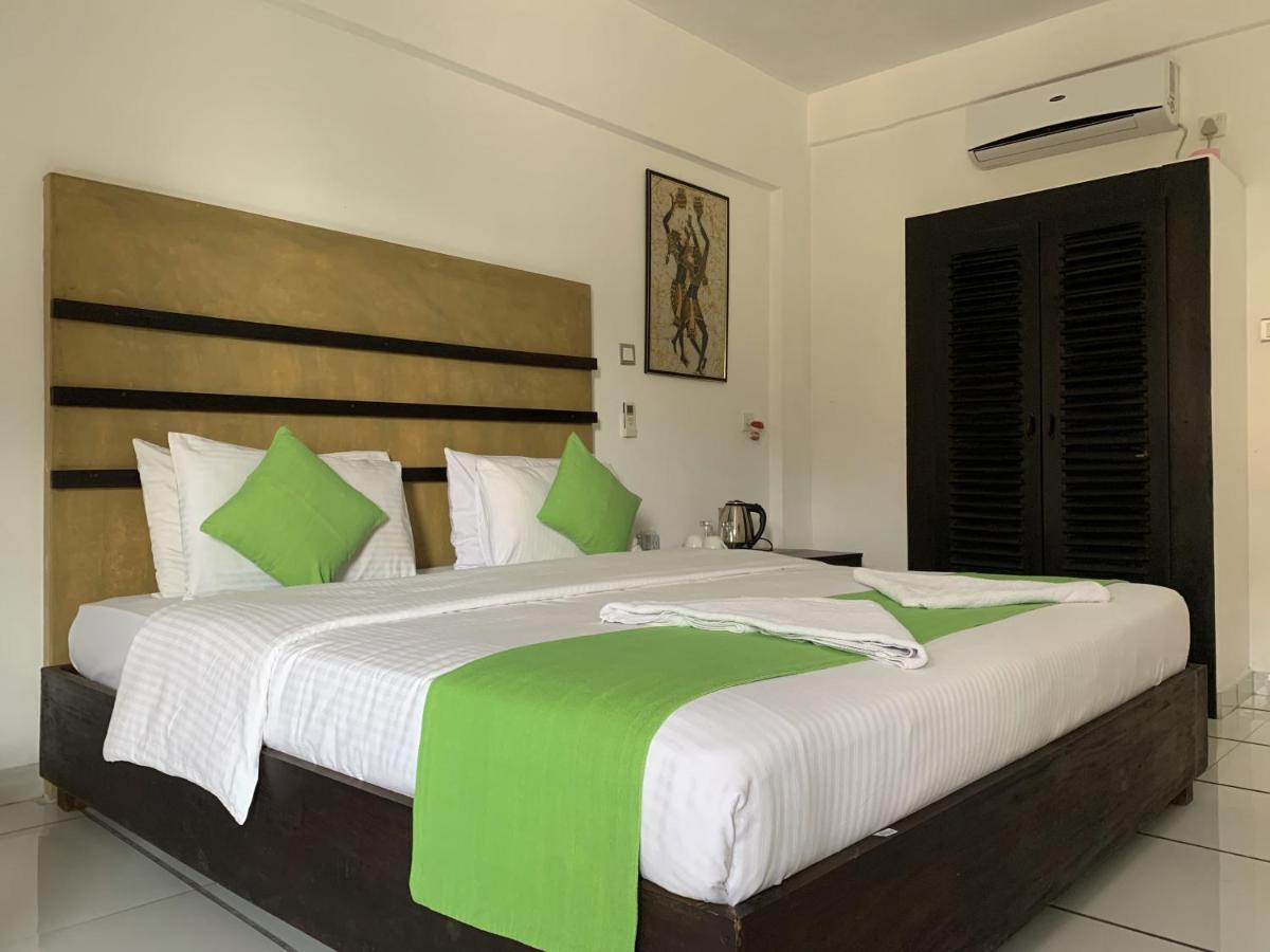 Hotel 360 Negombo